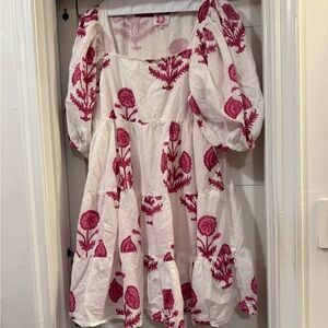 EUC Victoria Dunn Pink and White Floral Mini Dress XL